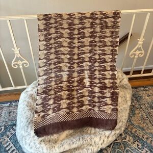 Petrusse wool scarf brown and ivory 79“ x 25“
